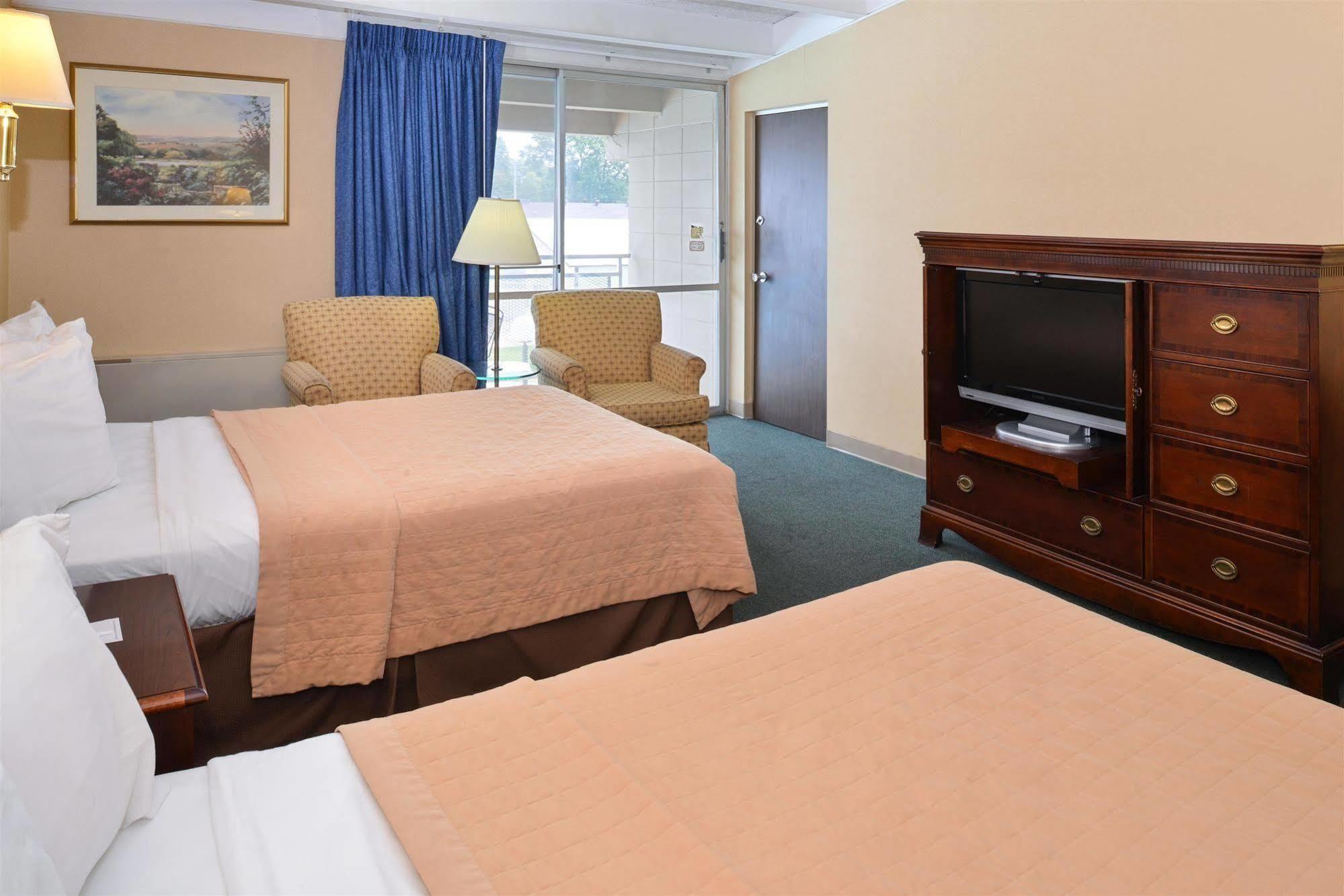 Americas Best Value Inn - Campus View Eau Claire Luaran gambar